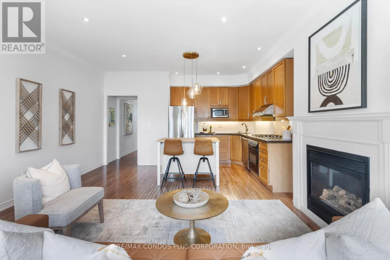 127 BOARDWALK DRIVE