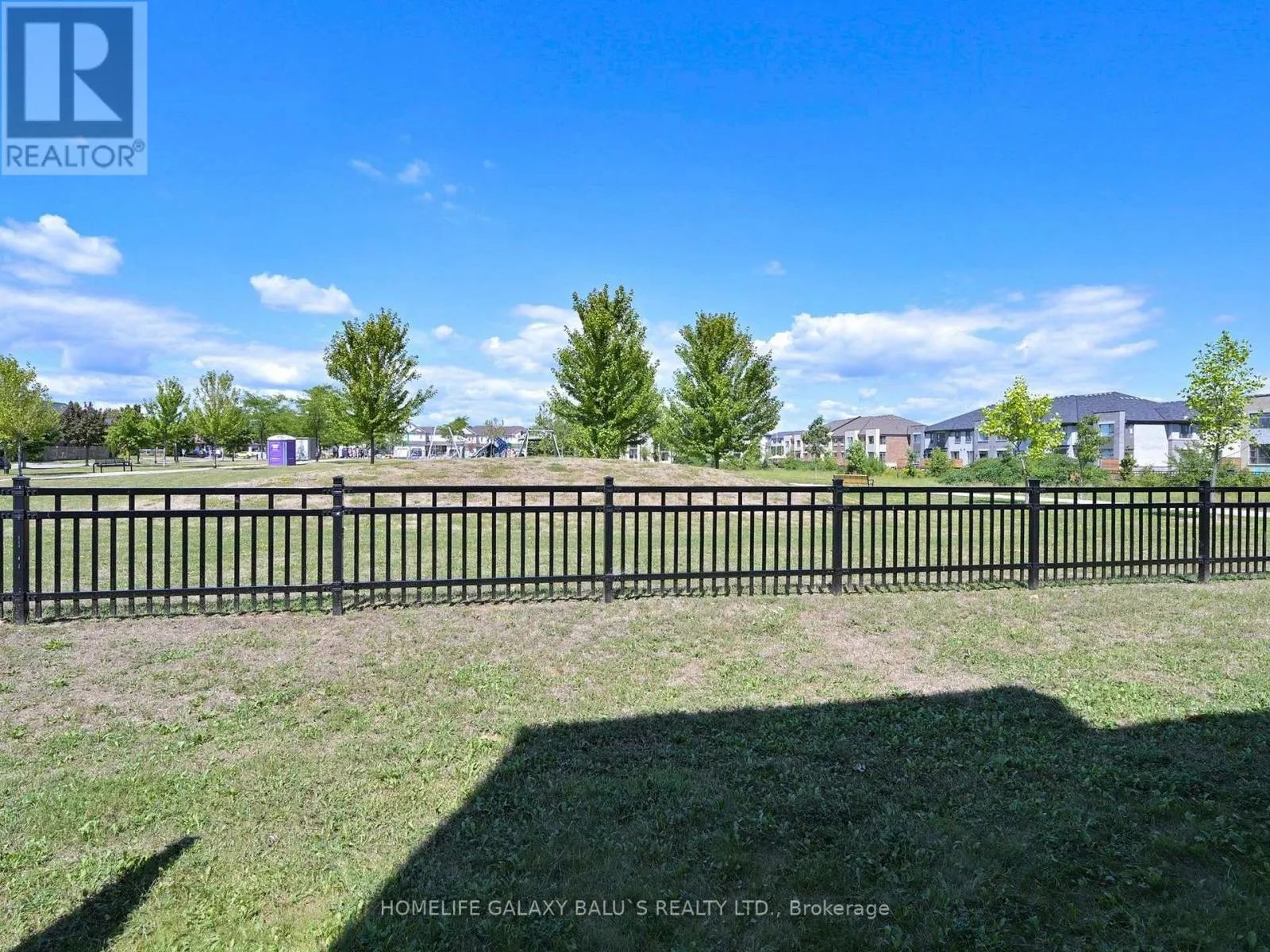 90 DONALD FLEMING WAY