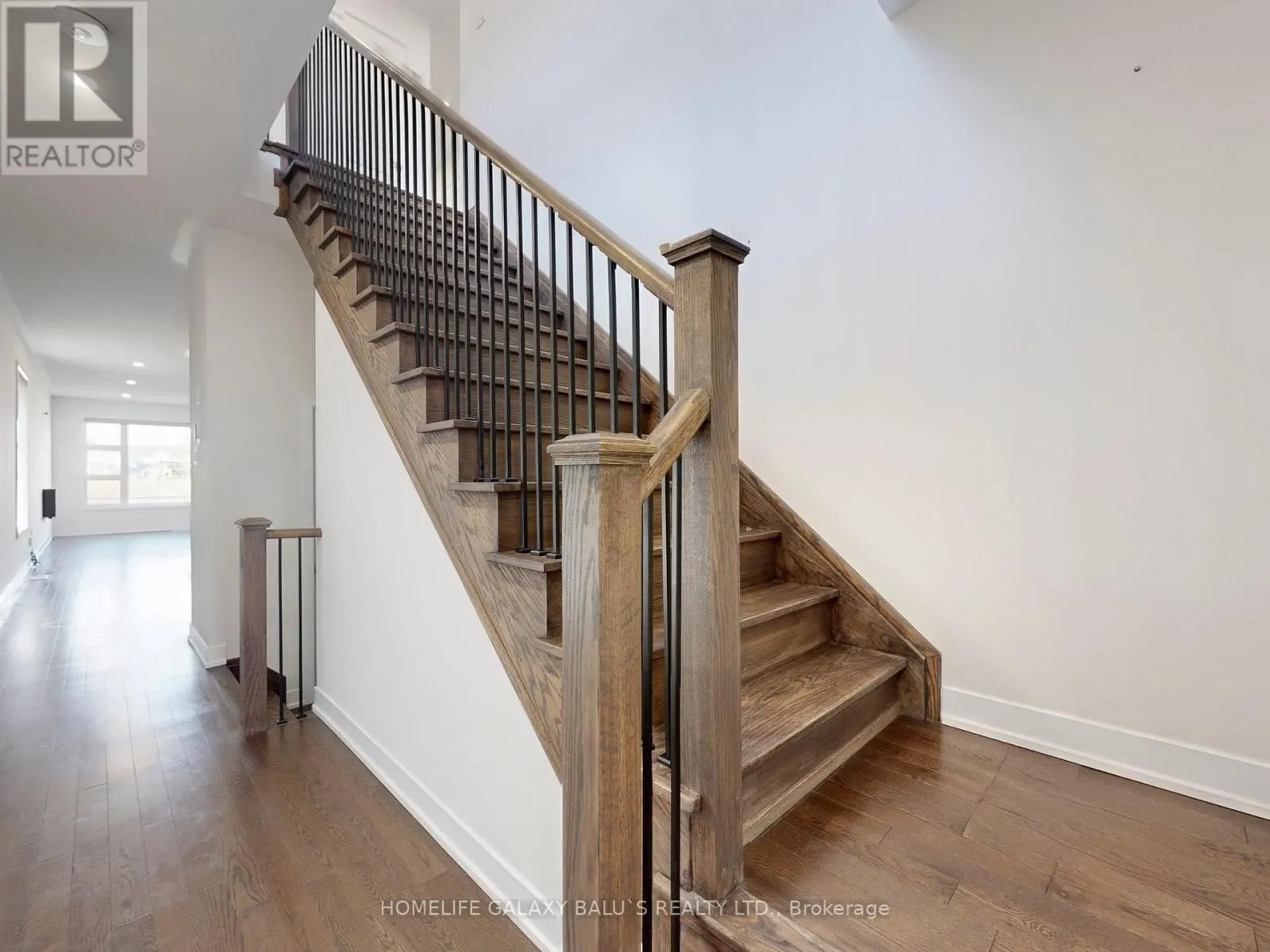 90 DONALD FLEMING WAY