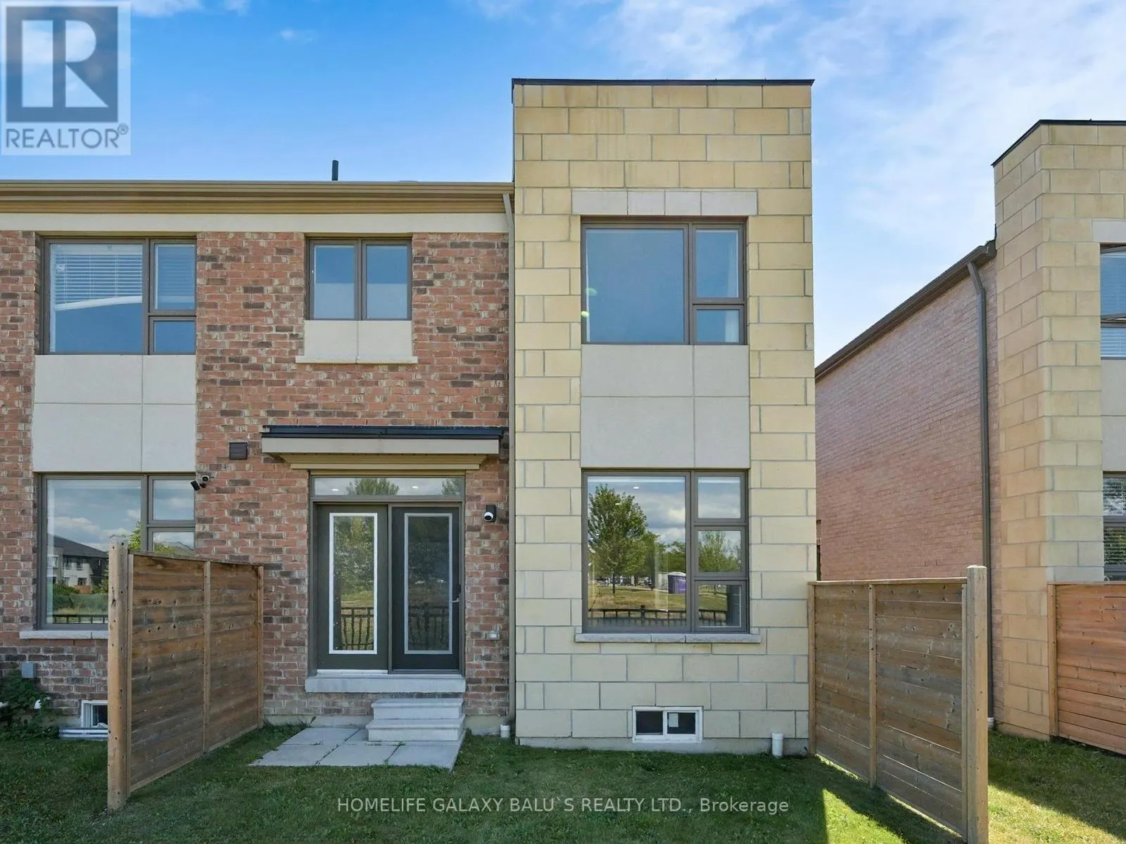 90 DONALD FLEMING WAY