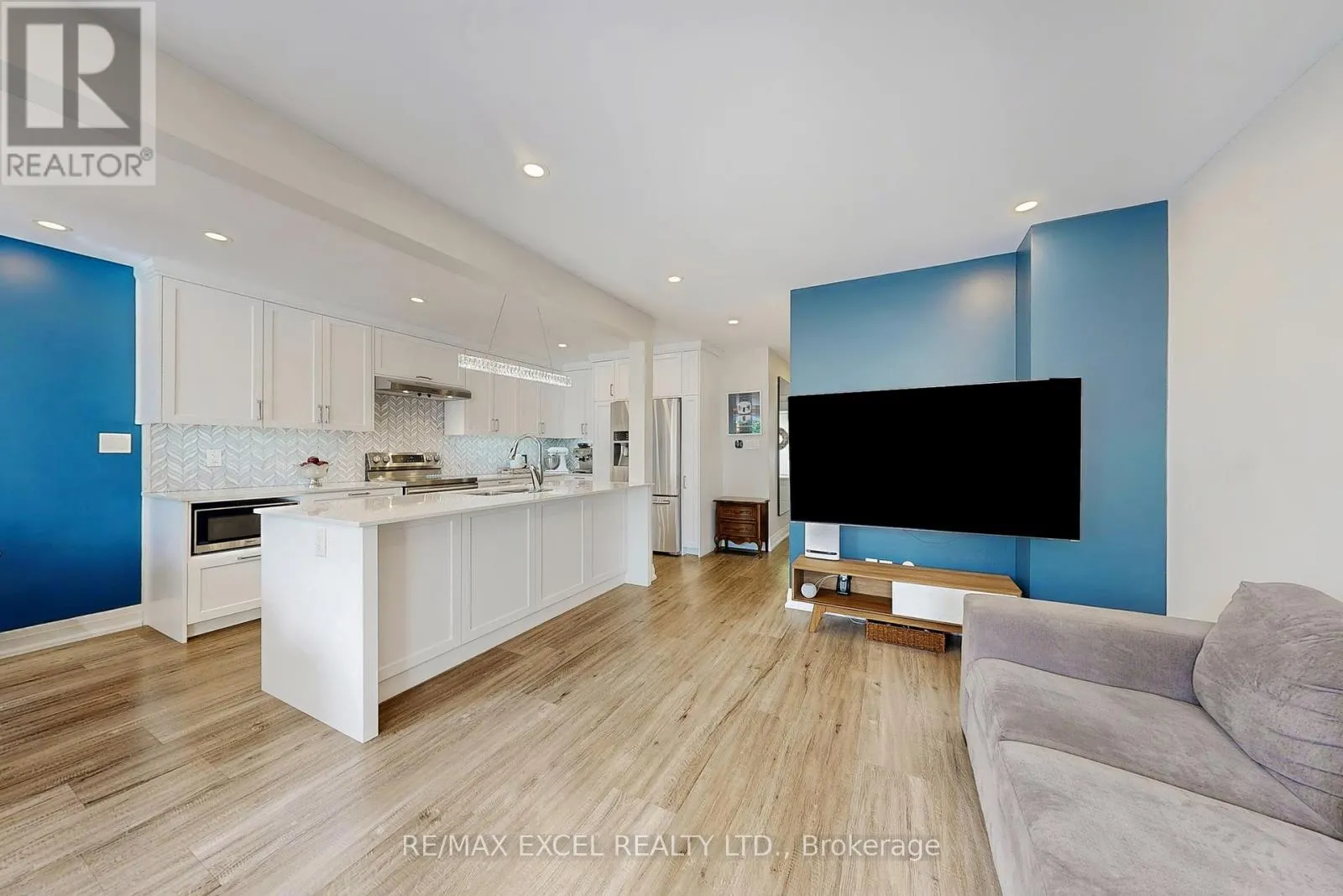 80 - 70 CROCKAMHILL DRIVE