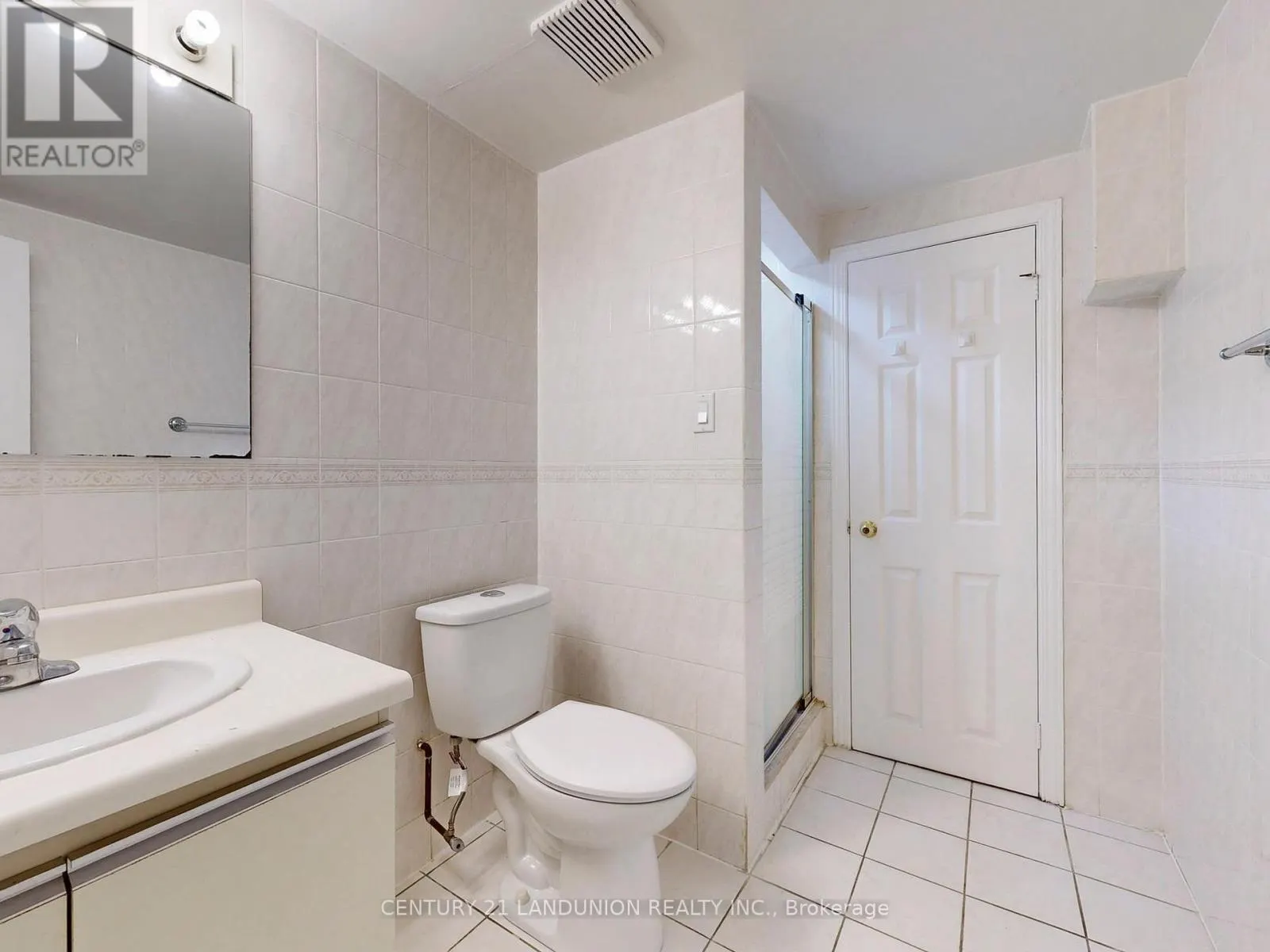 25 BEMERTON COURT