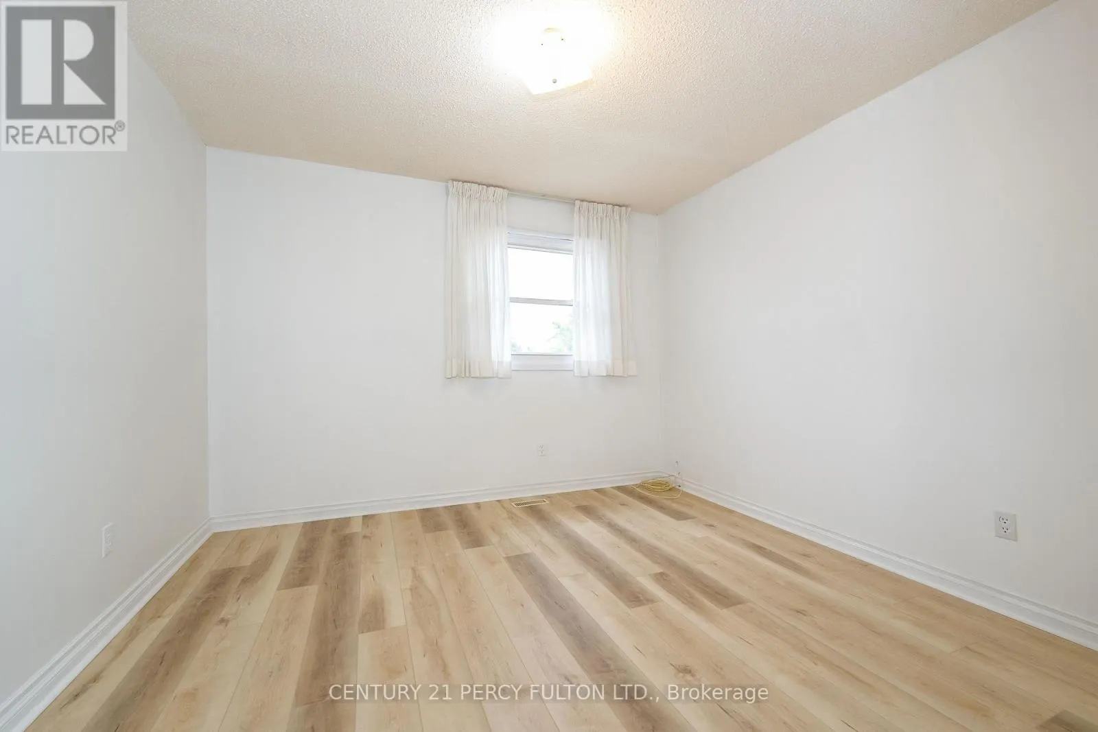 45 WHITLEY CASTLE CRESCENT