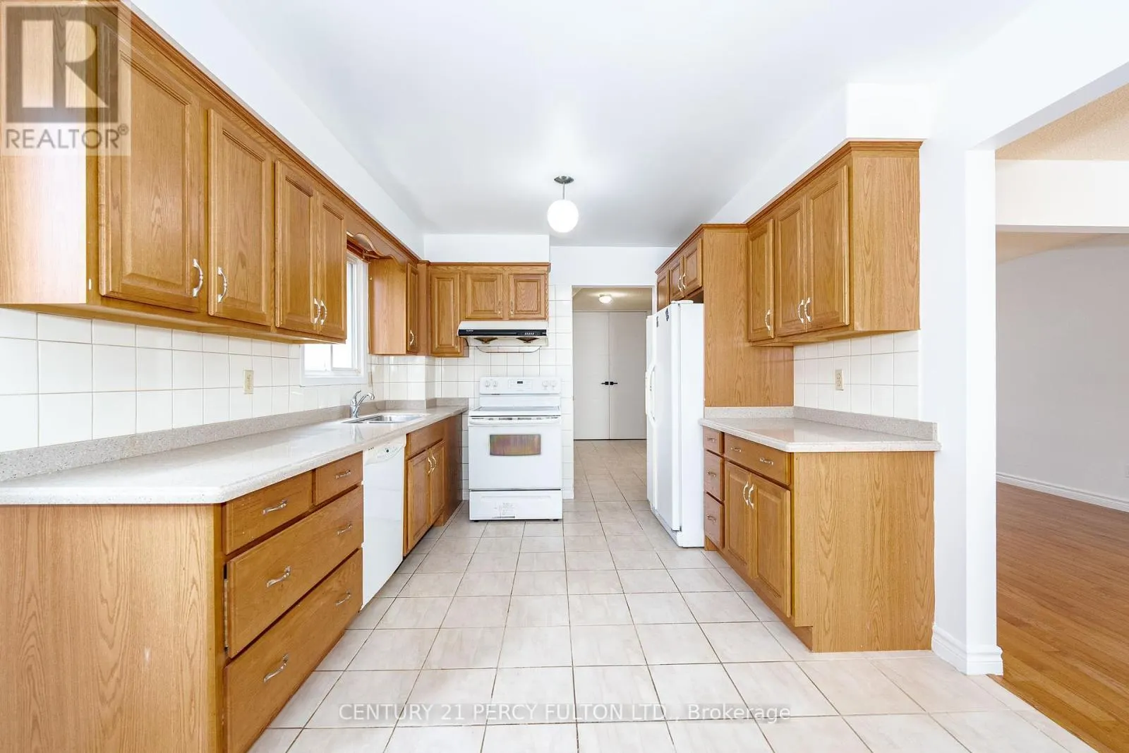 45 WHITLEY CASTLE CRESCENT