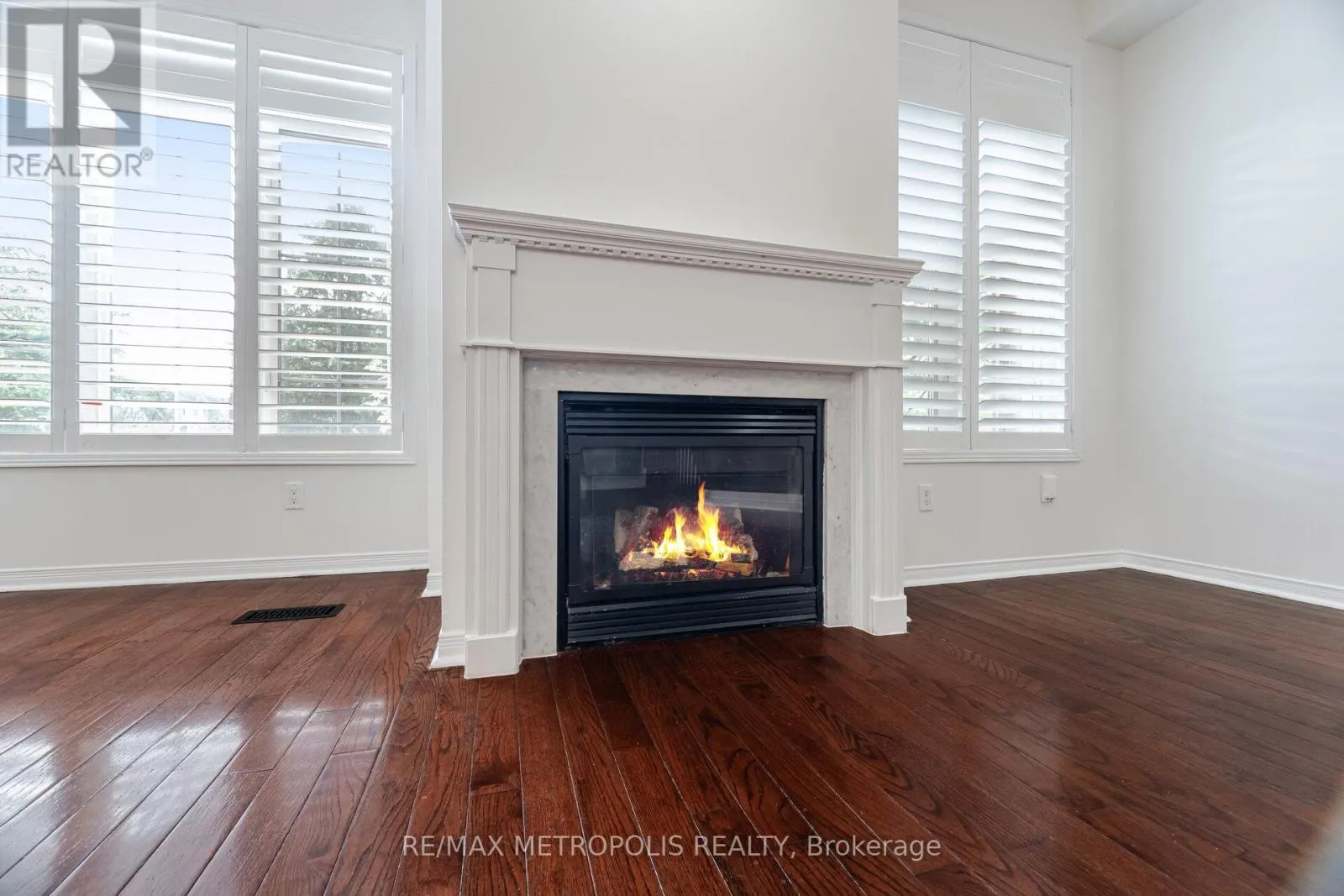104 STAGECOACH CIRCLE