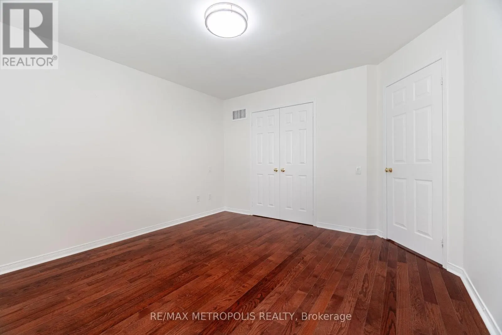 104 STAGECOACH CIRCLE