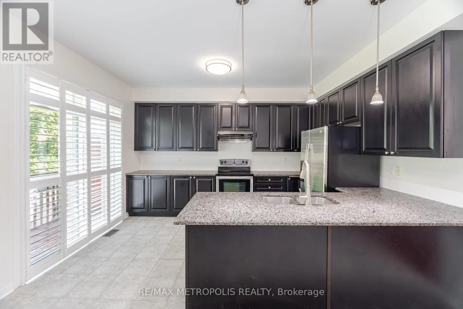 104 STAGECOACH CIRCLE