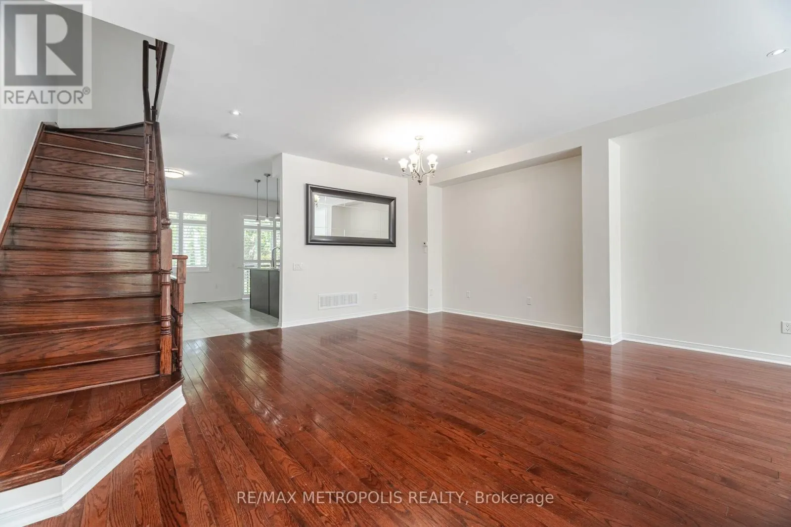 104 STAGECOACH CIRCLE