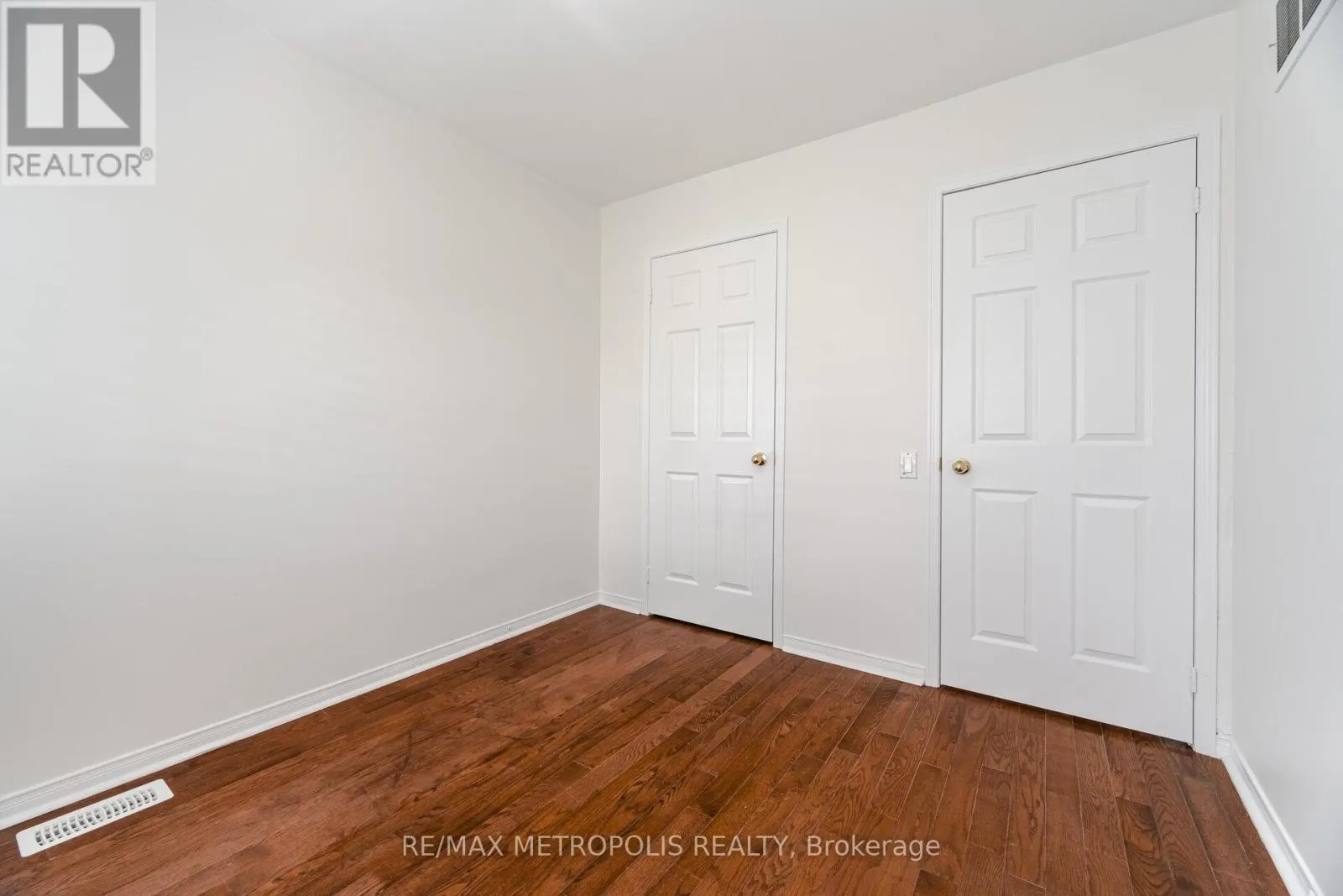 104 STAGECOACH CIRCLE