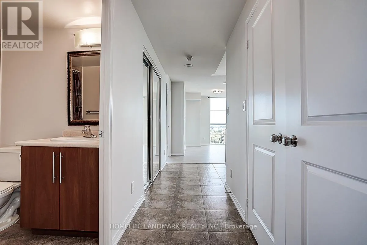 15C - 8 ROSEBANK DRIVE