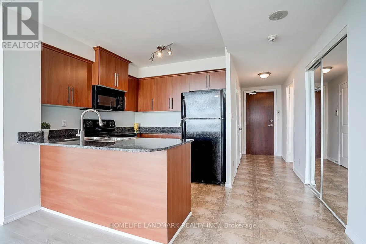 15C - 8 ROSEBANK DRIVE