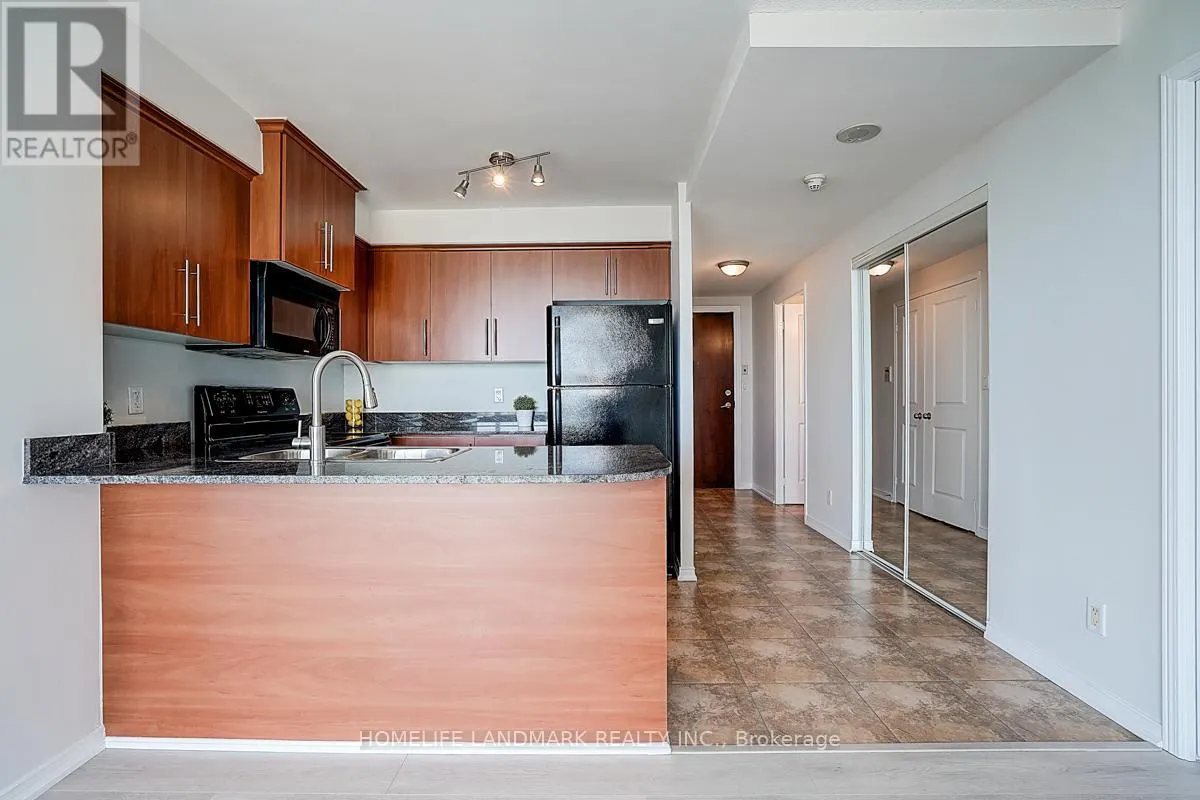15C - 8 ROSEBANK DRIVE