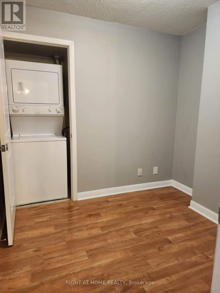 2009 - 190 BOROUGH DRIVE