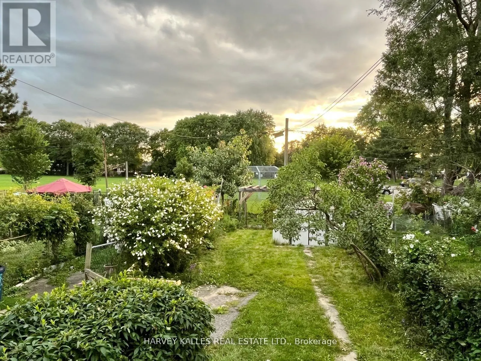 26 LEYTON AVENUE