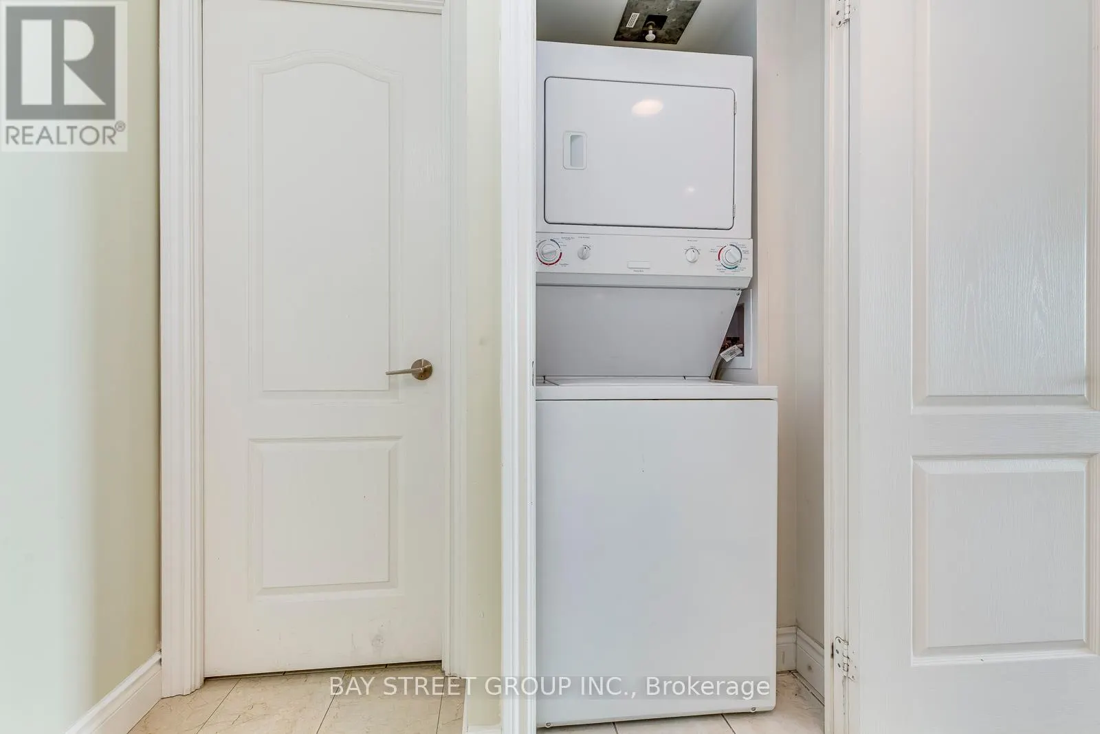 1001 - 60 BRIAN HARRISON WAY