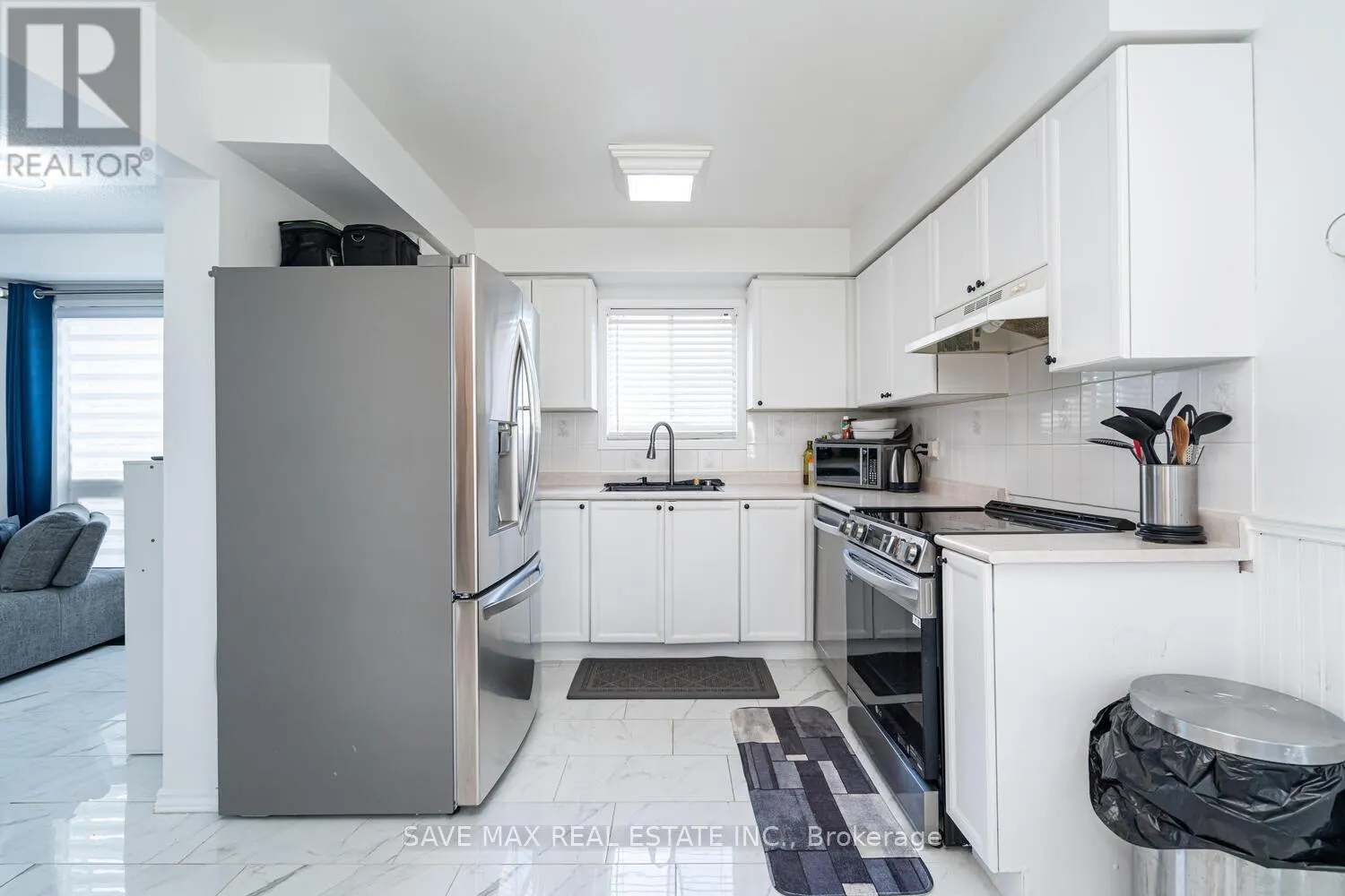 1058 RENAISSANCE DRIVE
