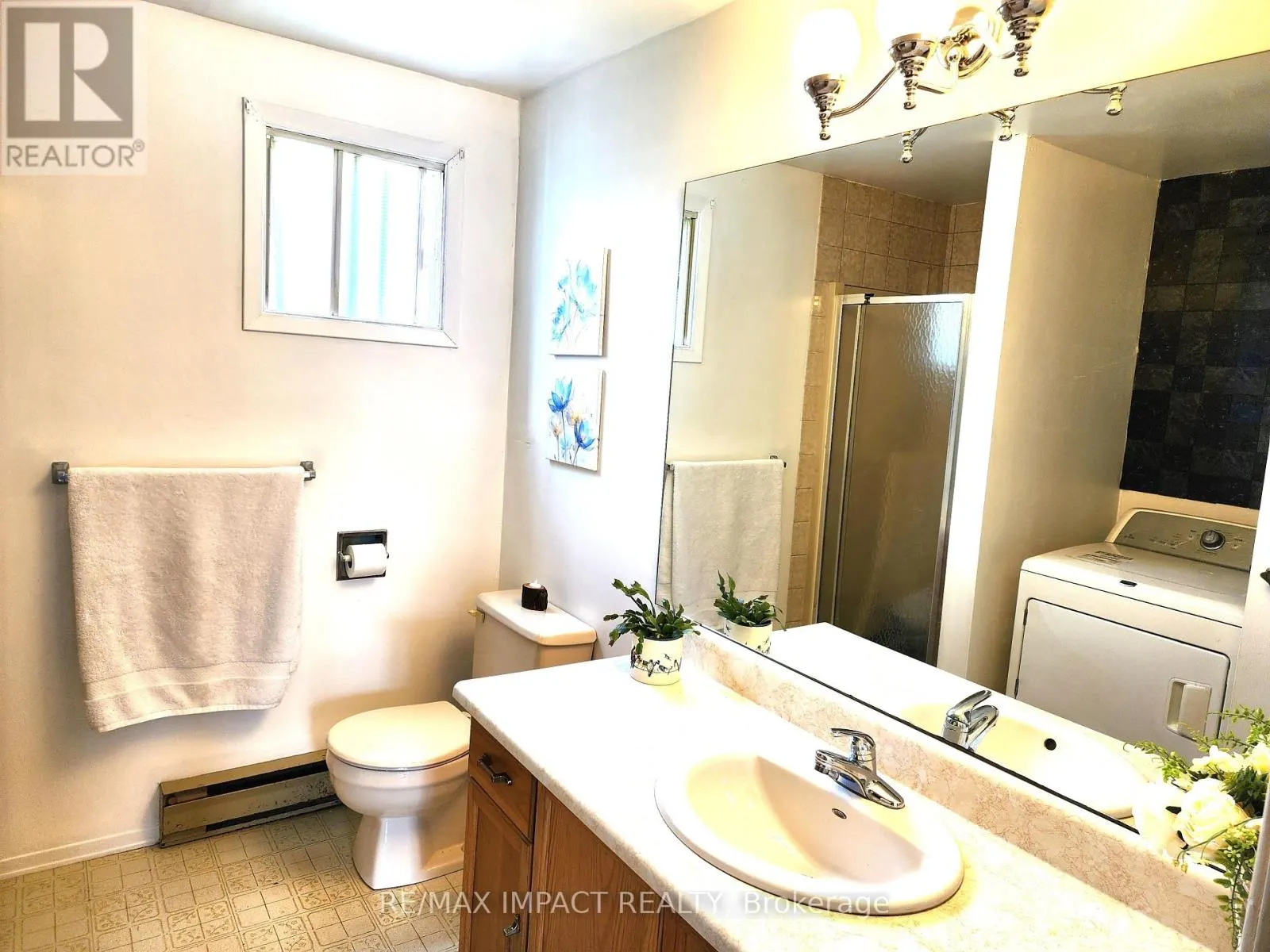 4 CHAMPLAIN COURT