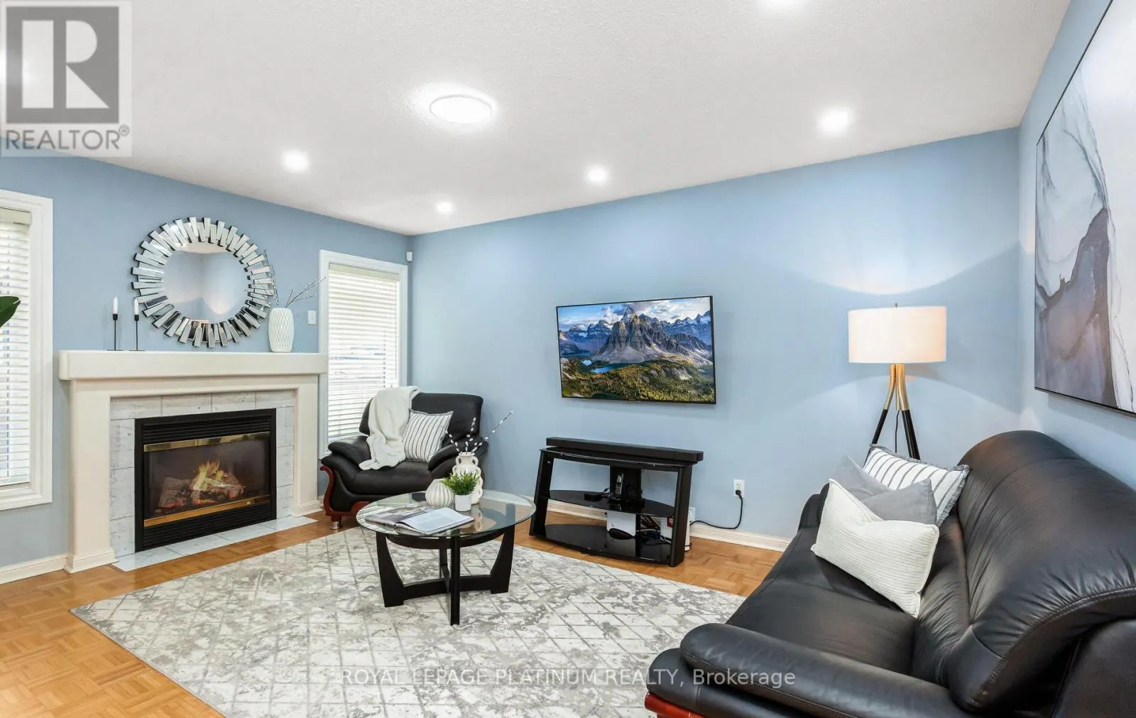 4 SKIPPERHILL CRESCENT