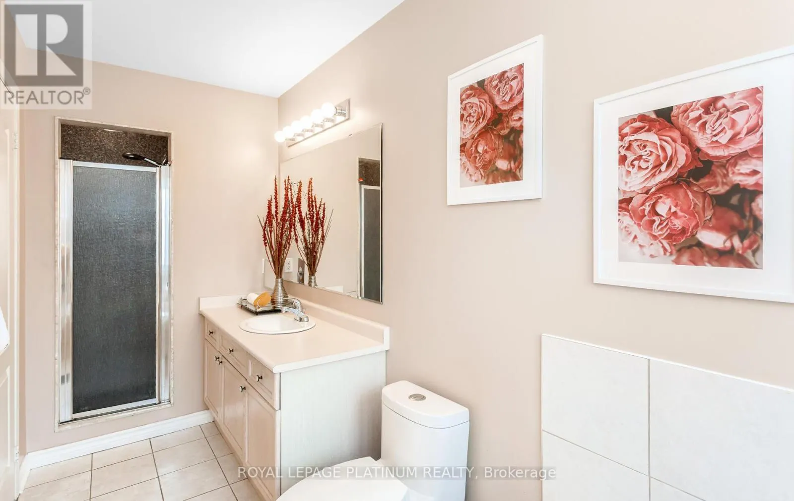4 SKIPPERHILL CRESCENT