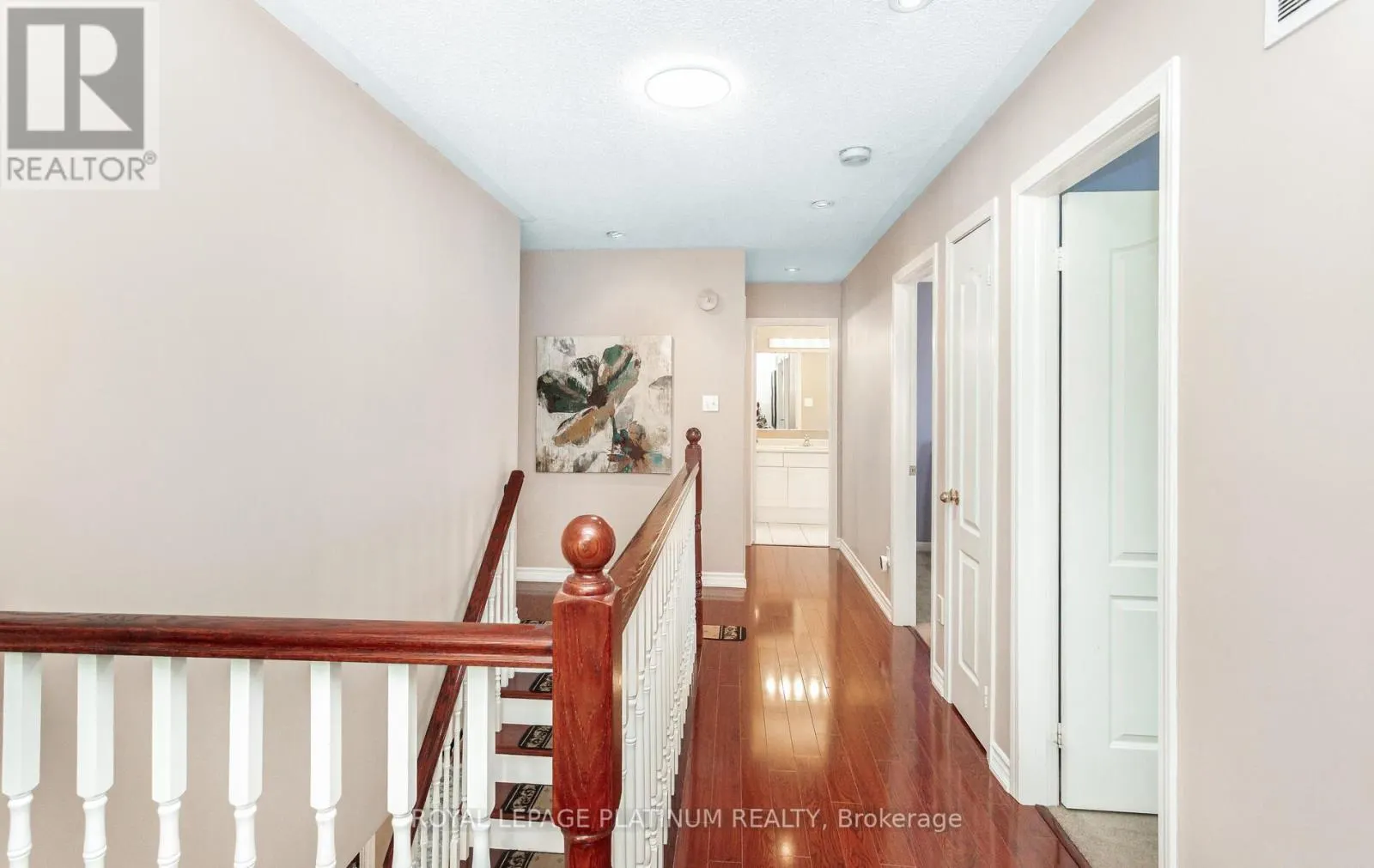 4 SKIPPERHILL CRESCENT