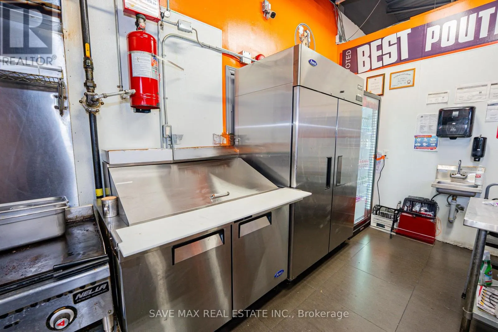 280 ROSSLAND ROAD