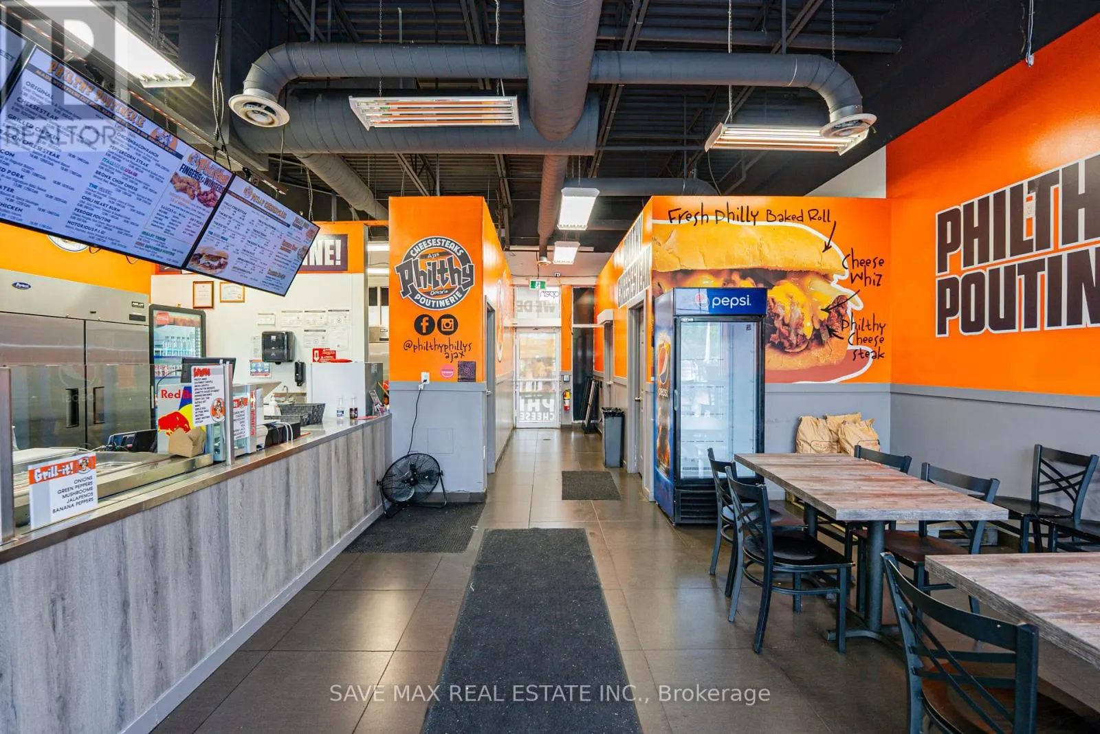 280 ROSSLAND ROAD