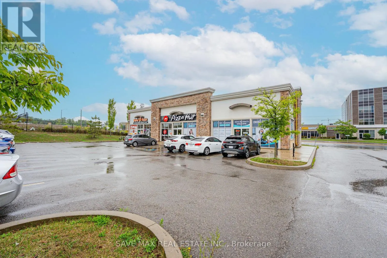 280 ROSSLAND ROAD