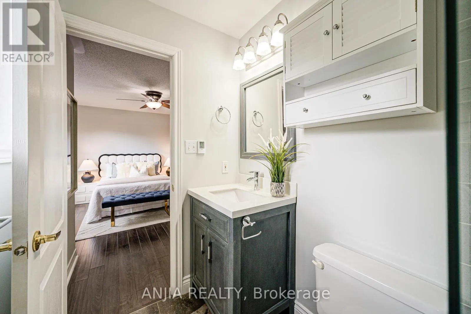 100 CHAREST PLACE