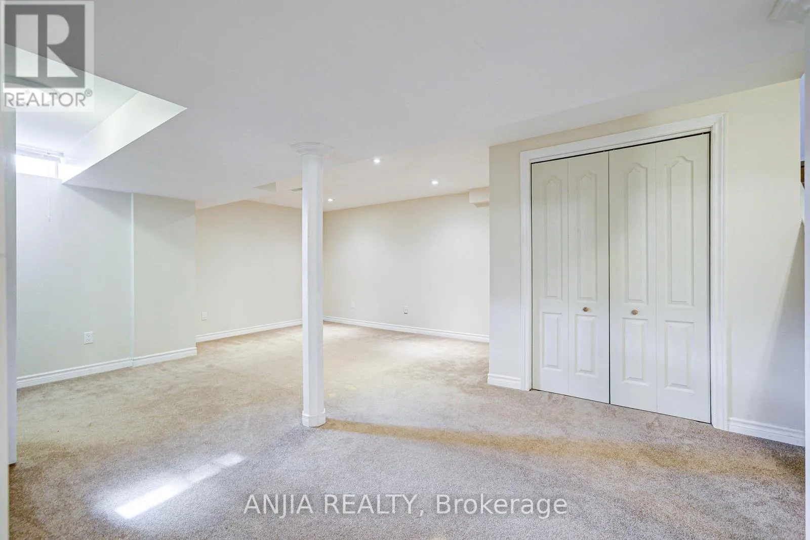 100 CHAREST PLACE