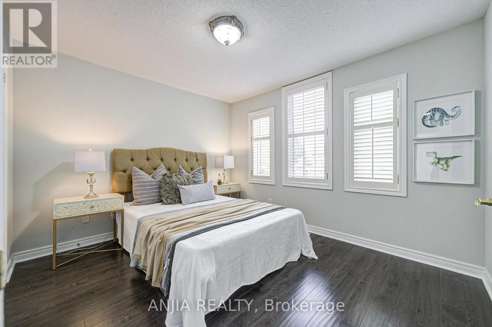 100 CHAREST PLACE