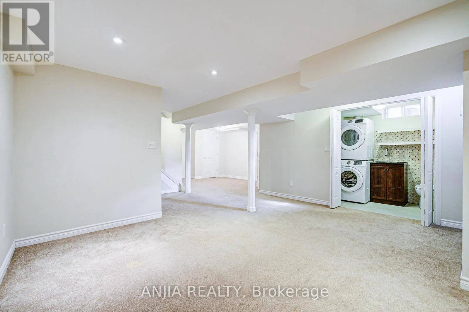100 CHAREST PLACE