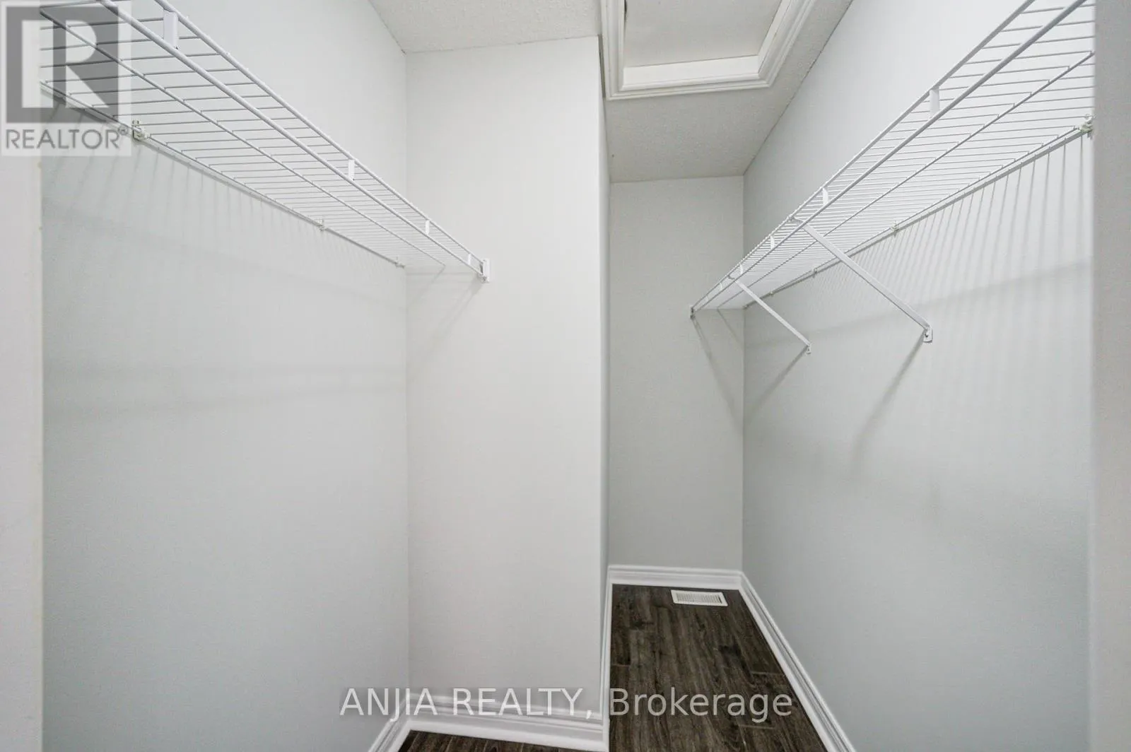 100 CHAREST PLACE