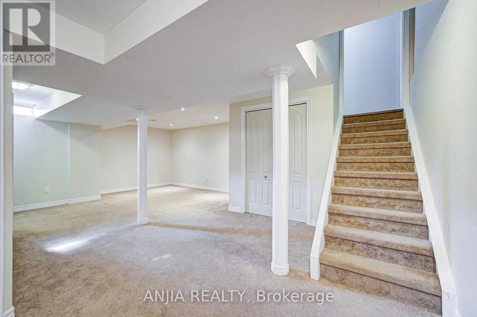 100 CHAREST PLACE