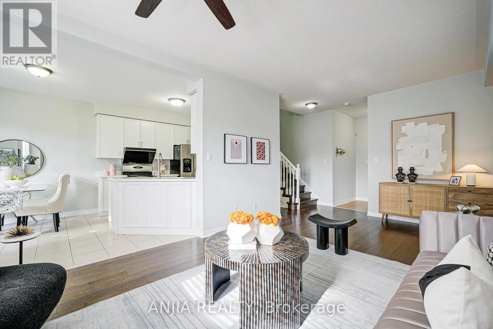 100 CHAREST PLACE