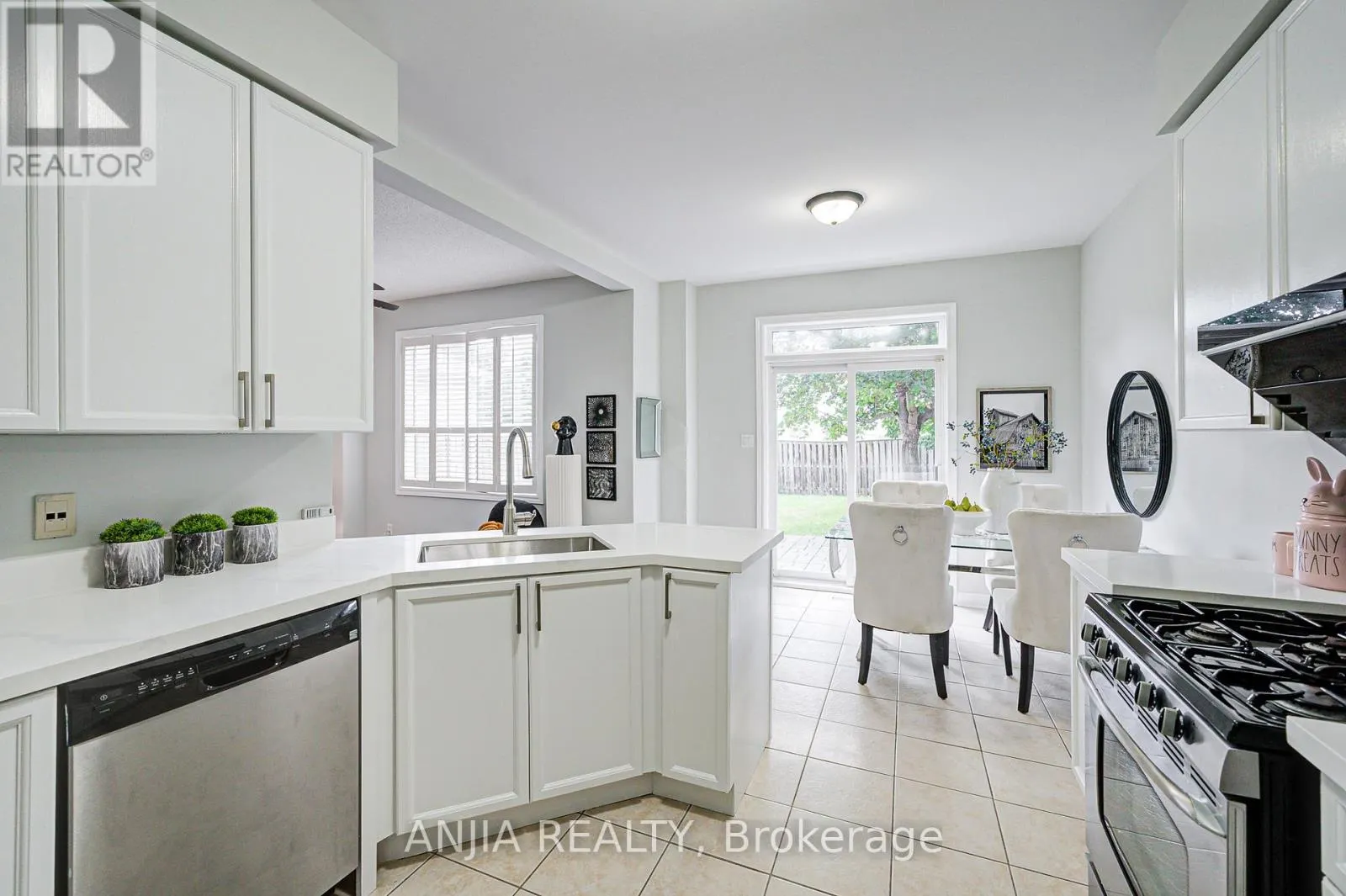 100 CHAREST PLACE
