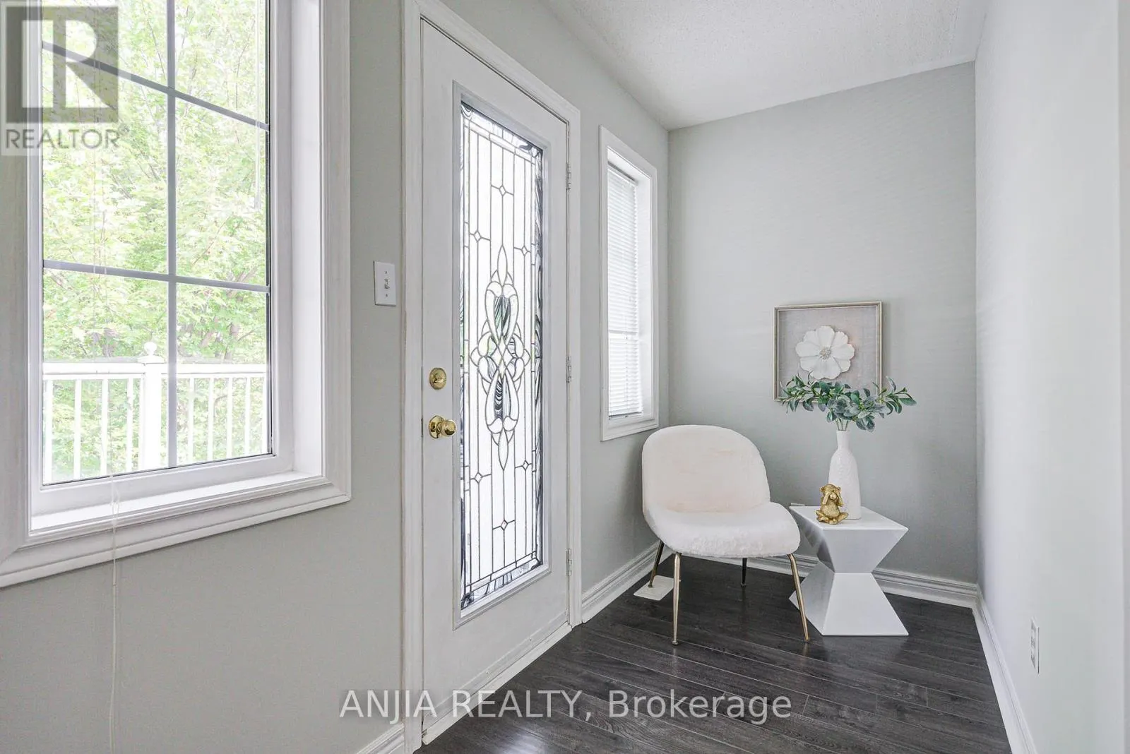 100 CHAREST PLACE