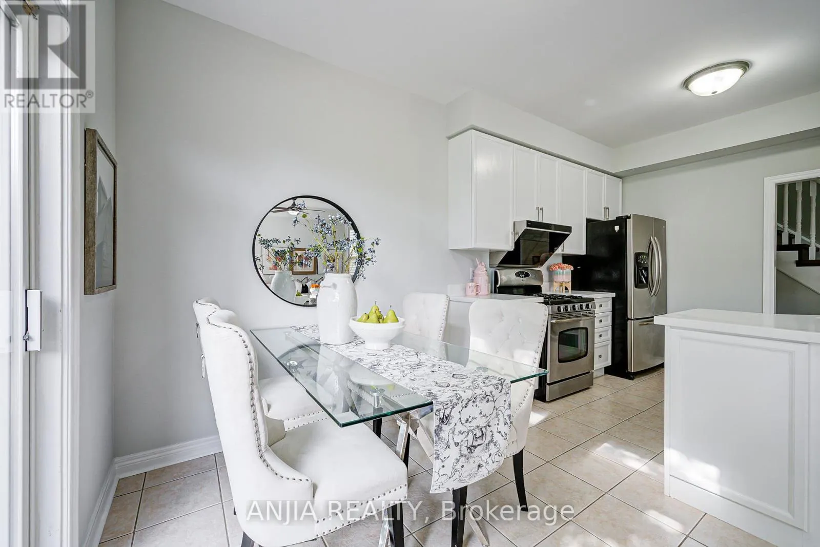 100 CHAREST PLACE