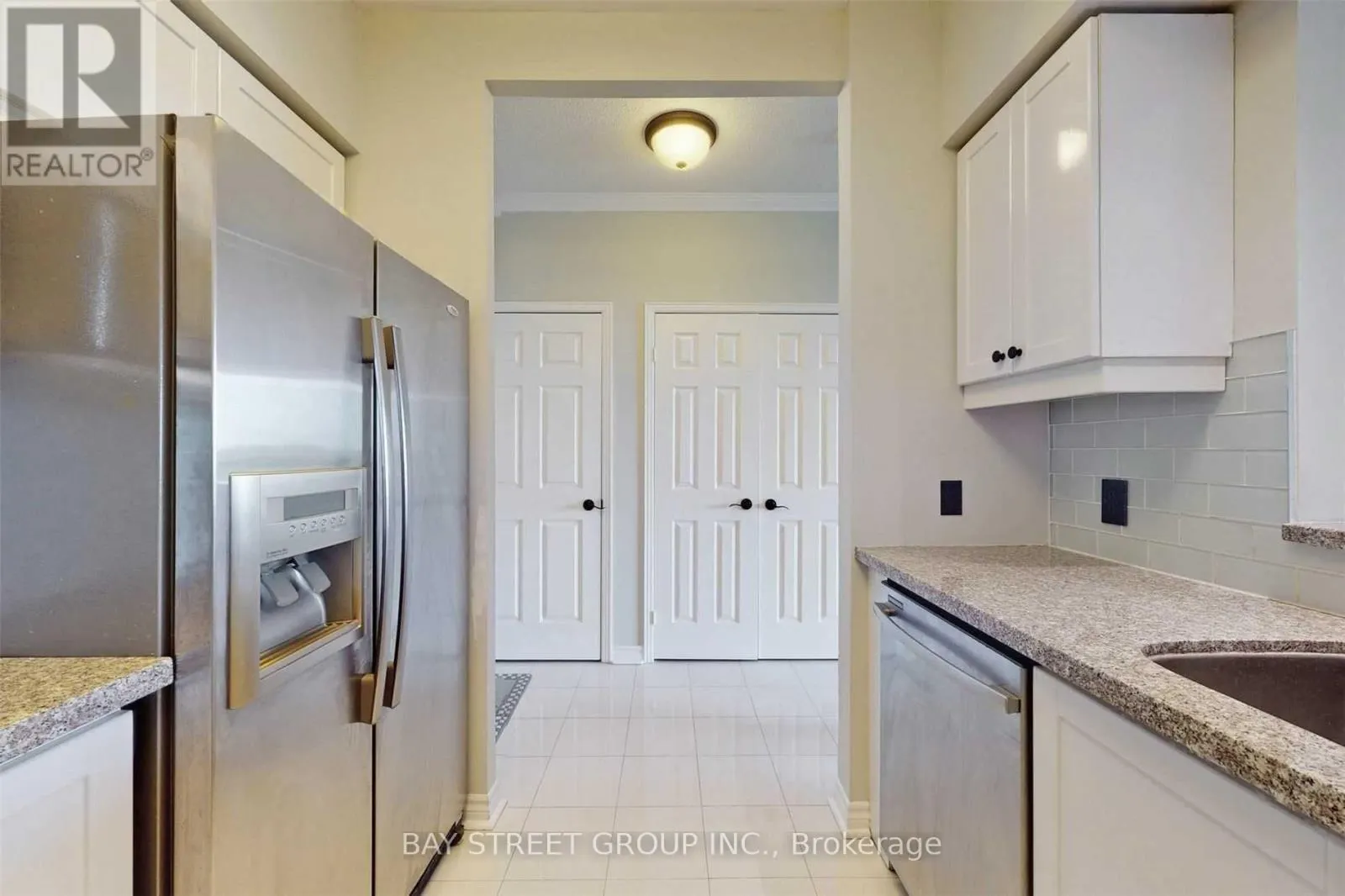 PH12 - 2628 MCCOWAN ROAD