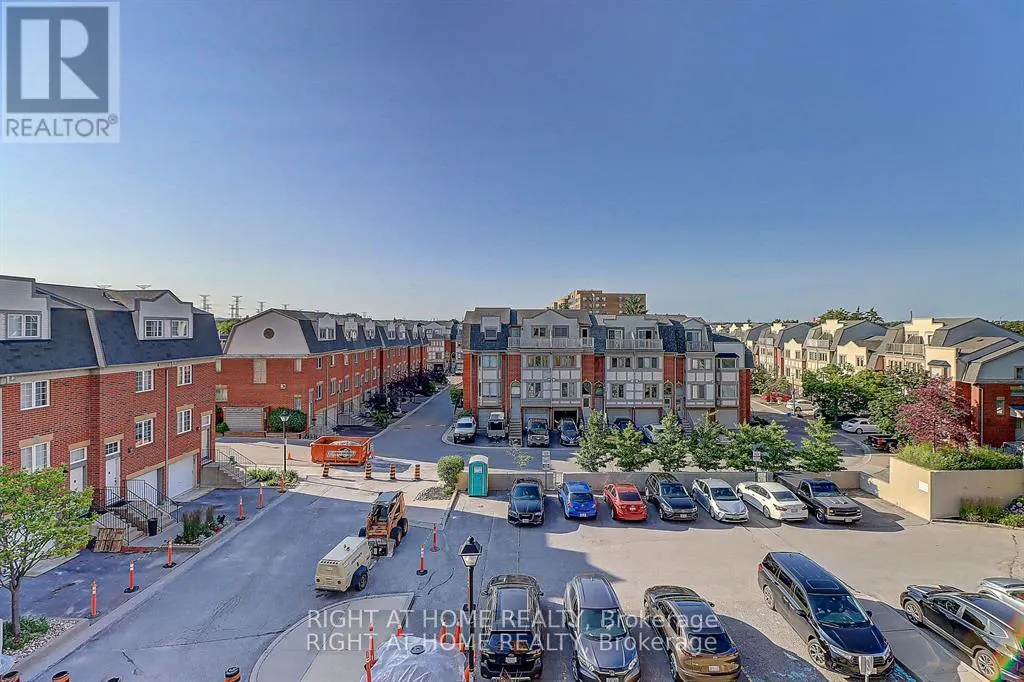 404 - 1625 PICKERING PARKWAY