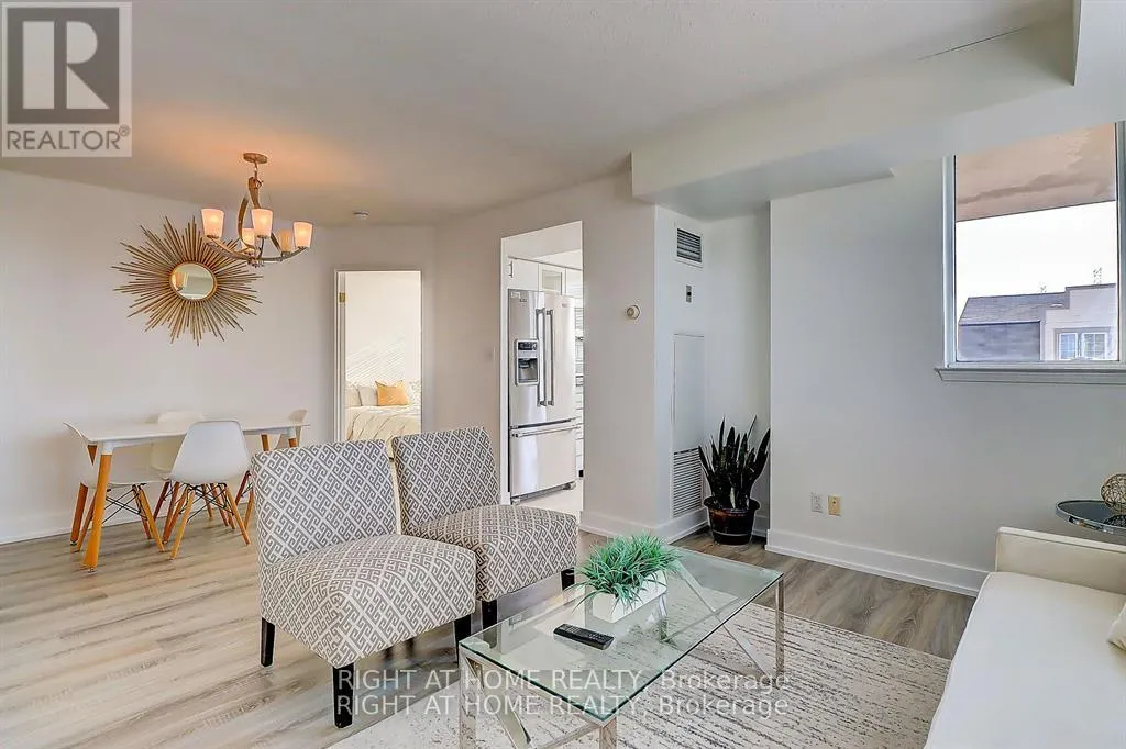 404 - 1625 PICKERING PARKWAY