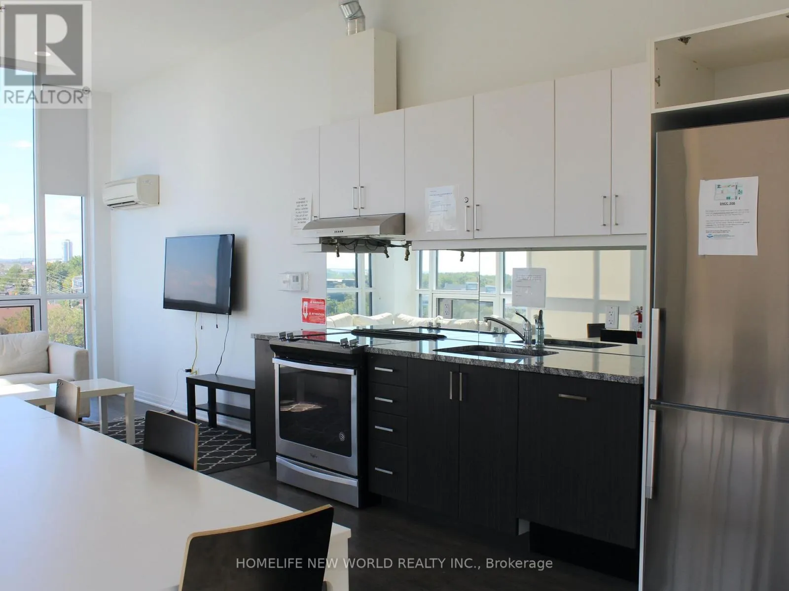 839 - 1900 SIMCOE STREET N