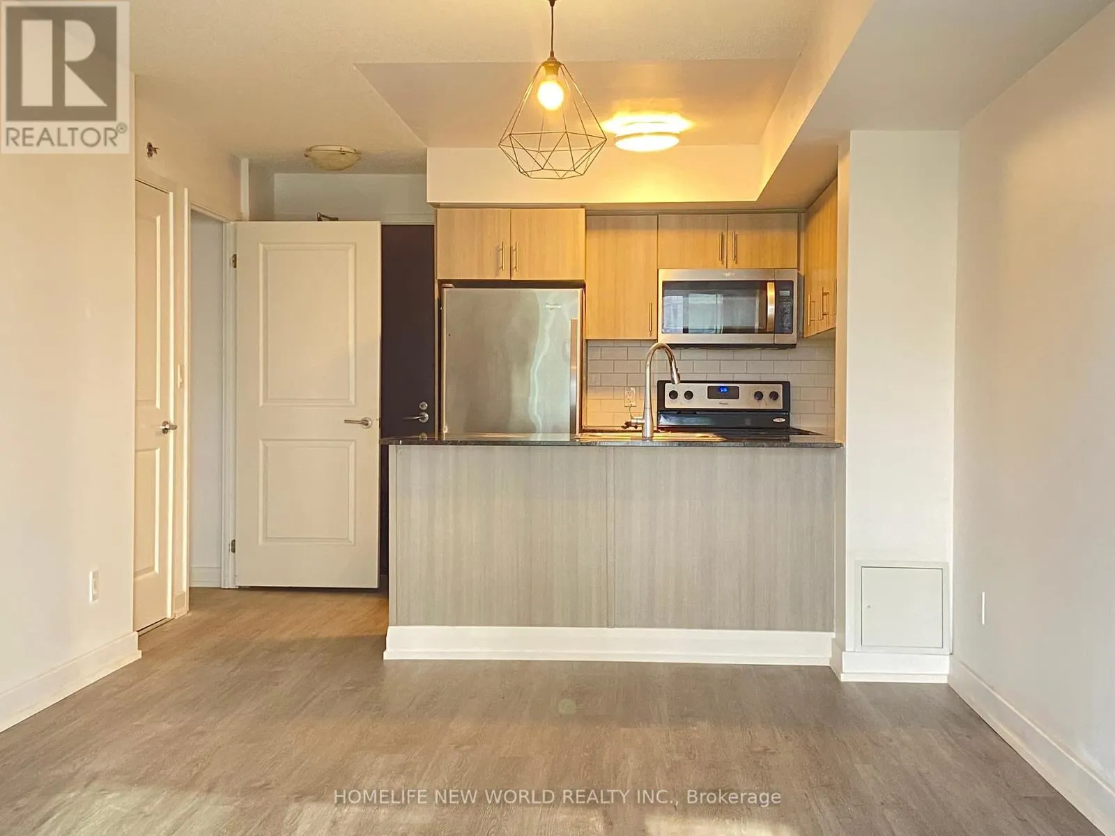 403 - 185 BONIS AVENUE