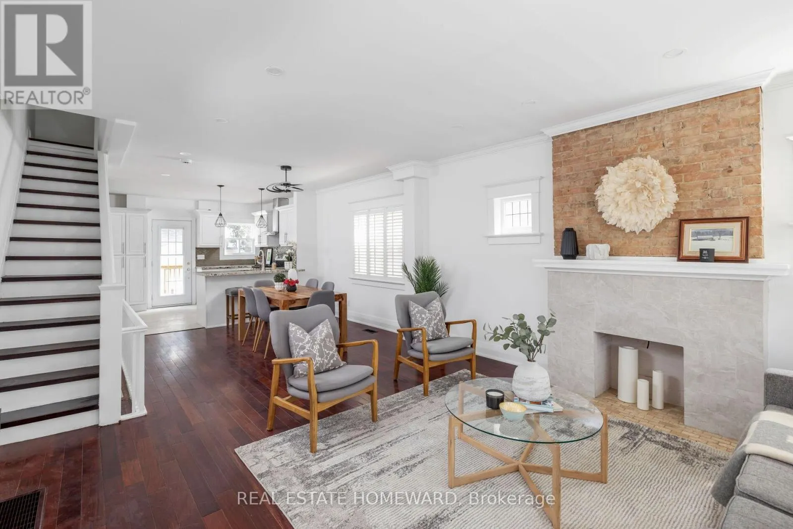 27 NORMANDY BOULEVARD