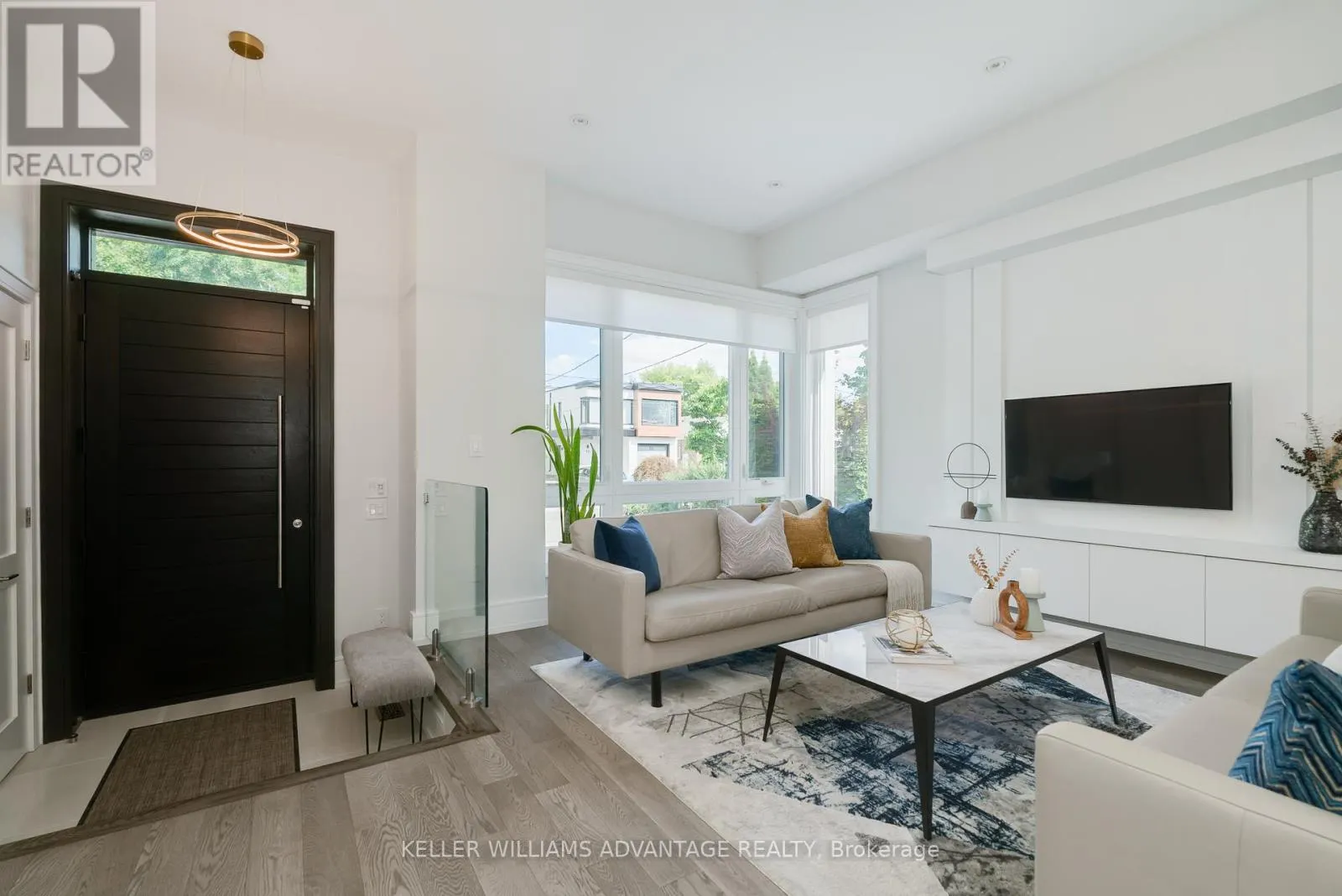 18 MCKAYFIELD ROAD