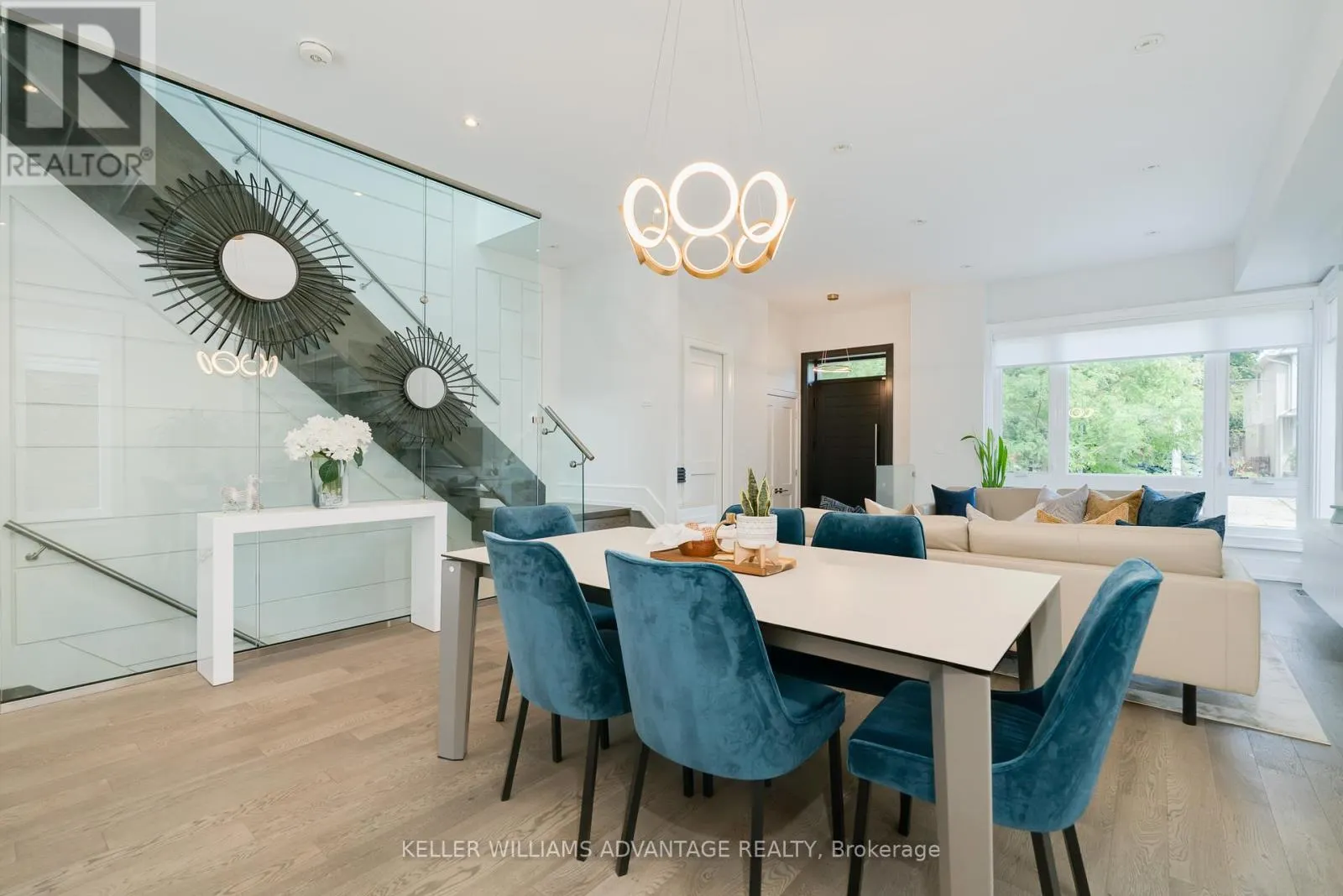 18 MCKAYFIELD ROAD