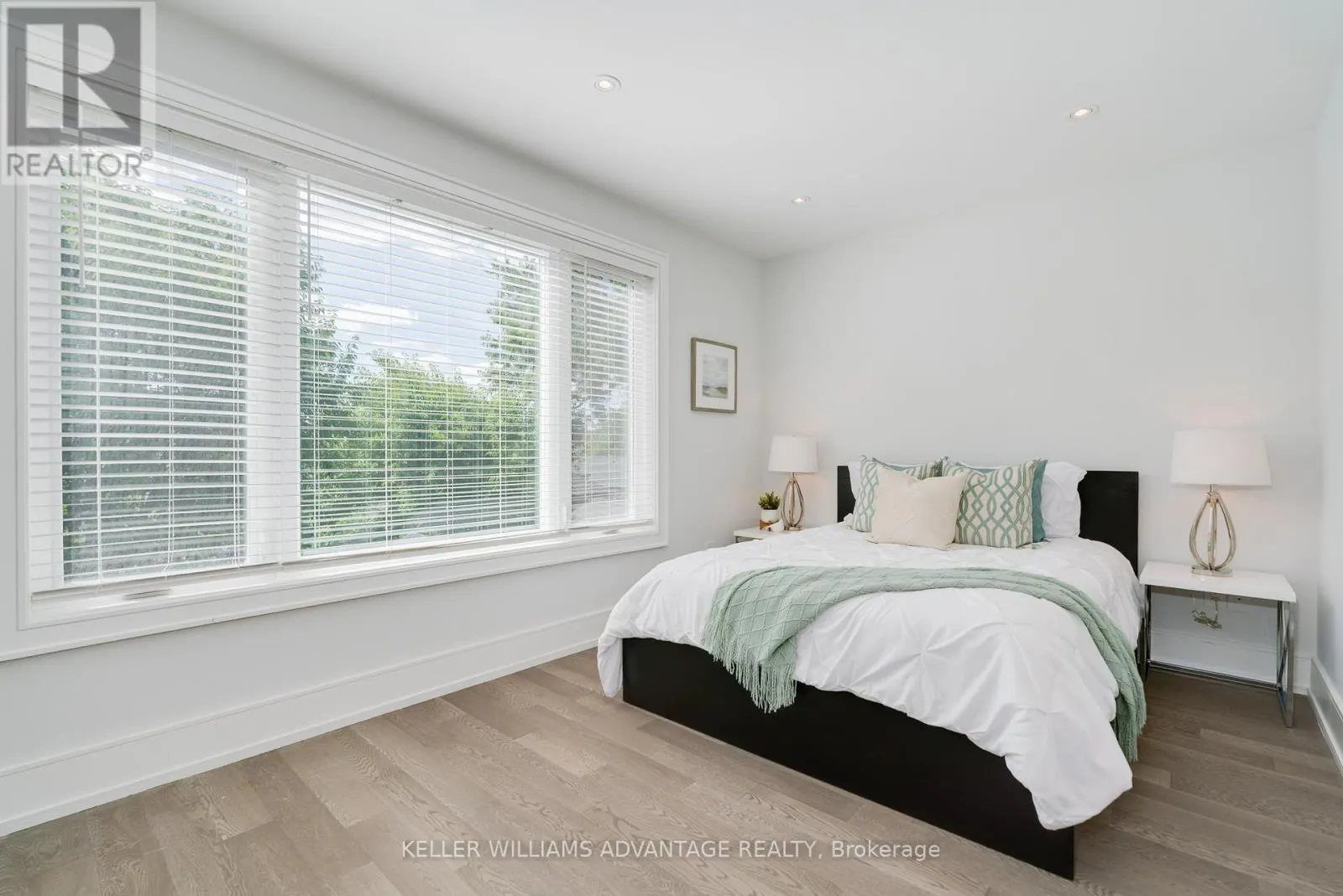 18 MCKAYFIELD ROAD