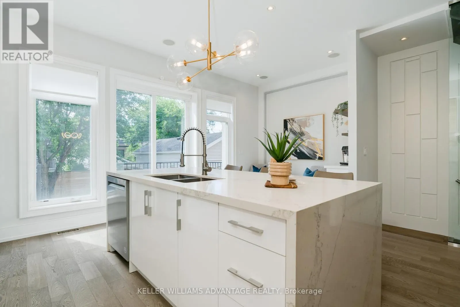 18 MCKAYFIELD ROAD