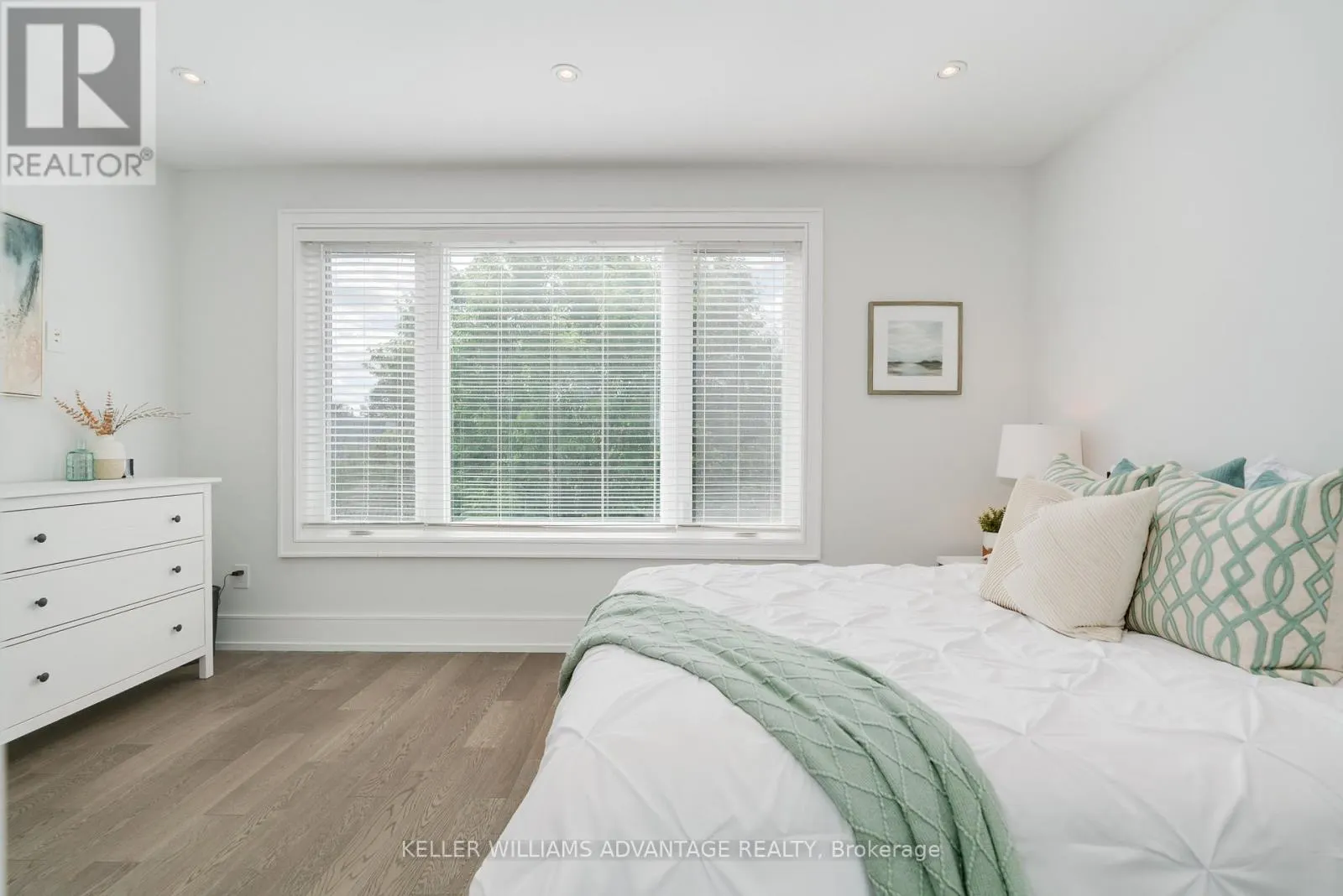 18 MCKAYFIELD ROAD