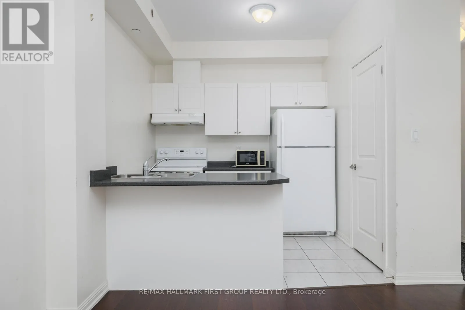221 - 84 ASPEN SPRINGS DRIVE