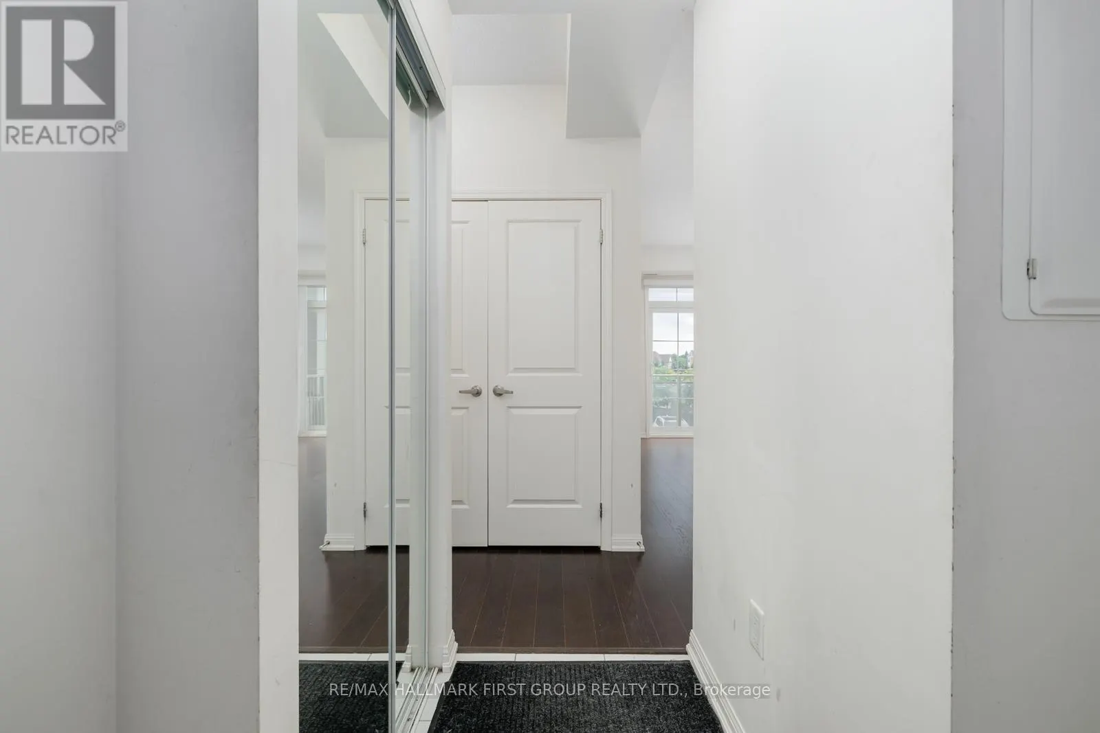 221 - 84 ASPEN SPRINGS DRIVE